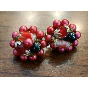 Vtg Japan Signed Gold Tone Cluster Magenta Pink Black Beaded Clip On Earrings